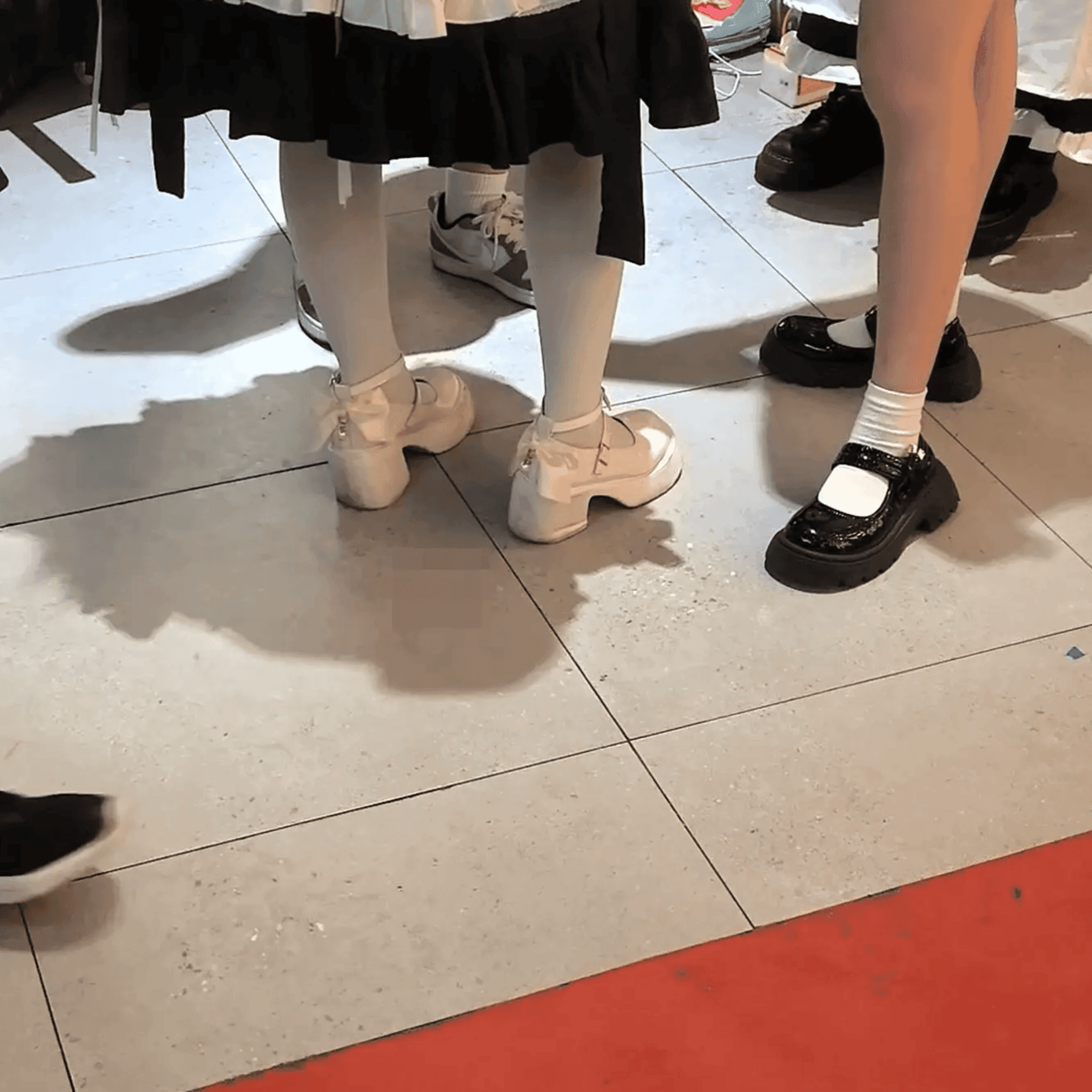 Anime convention woman in transparent high heels candid crushing thumb 2