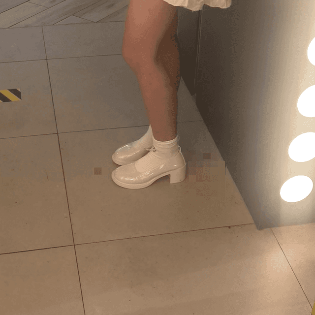 Cosplay girl in white socks and chunky heels candid crushing 2
