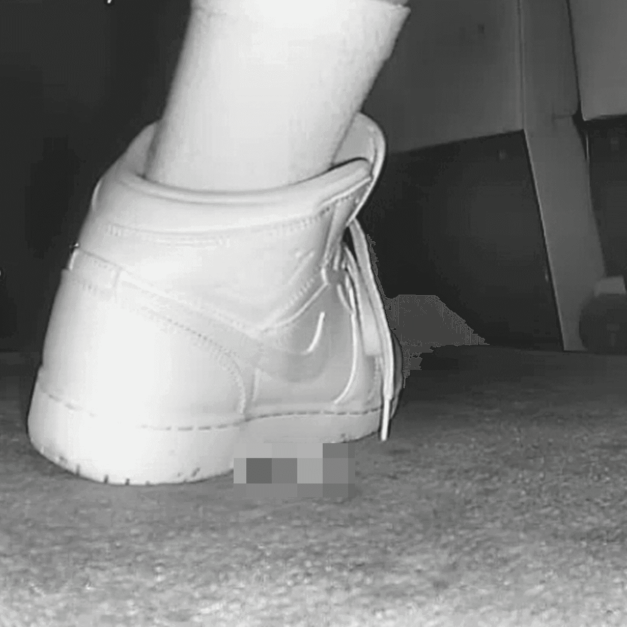 Woman at the cinema with white high-top Nike Air Jordan sneakers candid crushing thumb 2