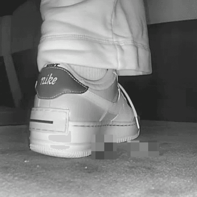 Woman in Nike sneakers candid crushing in cinema 4