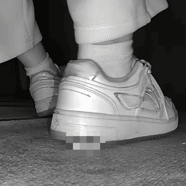 Three women in cinema candid crushing with Fila and Skechers sneakers 3